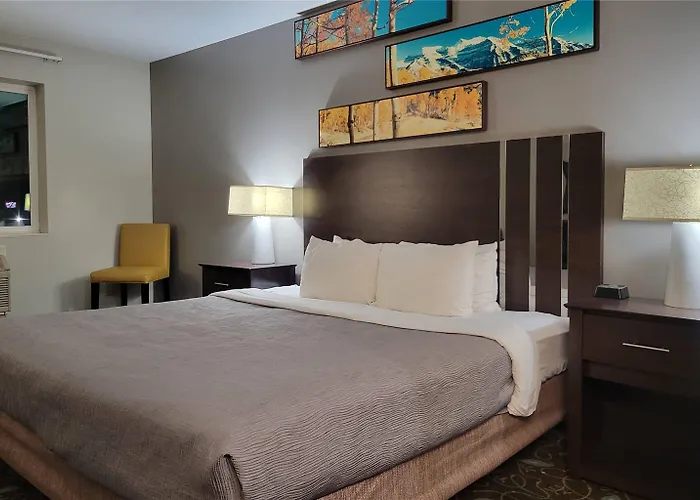 Hotel Quality & Pinedale