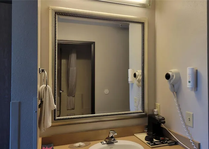 Hotel Quality & Pinedale